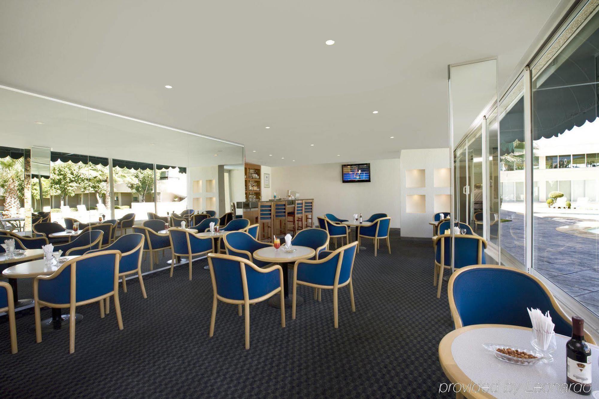 Fiesta Inn San Luis Potosi Glorieta Juarez San Luis Potosí Restaurante foto